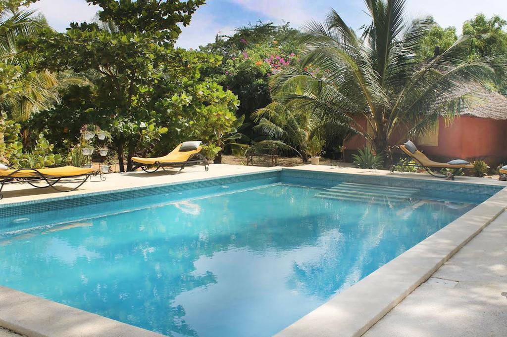 Lampsar Lodge Ndiongo Eksteriør bilde